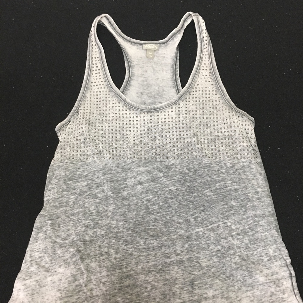Grey tank